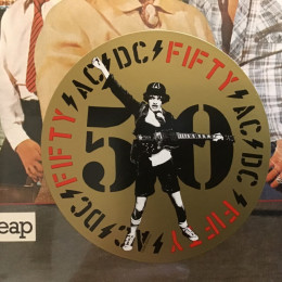 AС/DС / Dirty Deeds Done Dirt Cheap (50th Anniversary Edition) (Gold Nugget Vinyl + Artwork Print) (1LP)